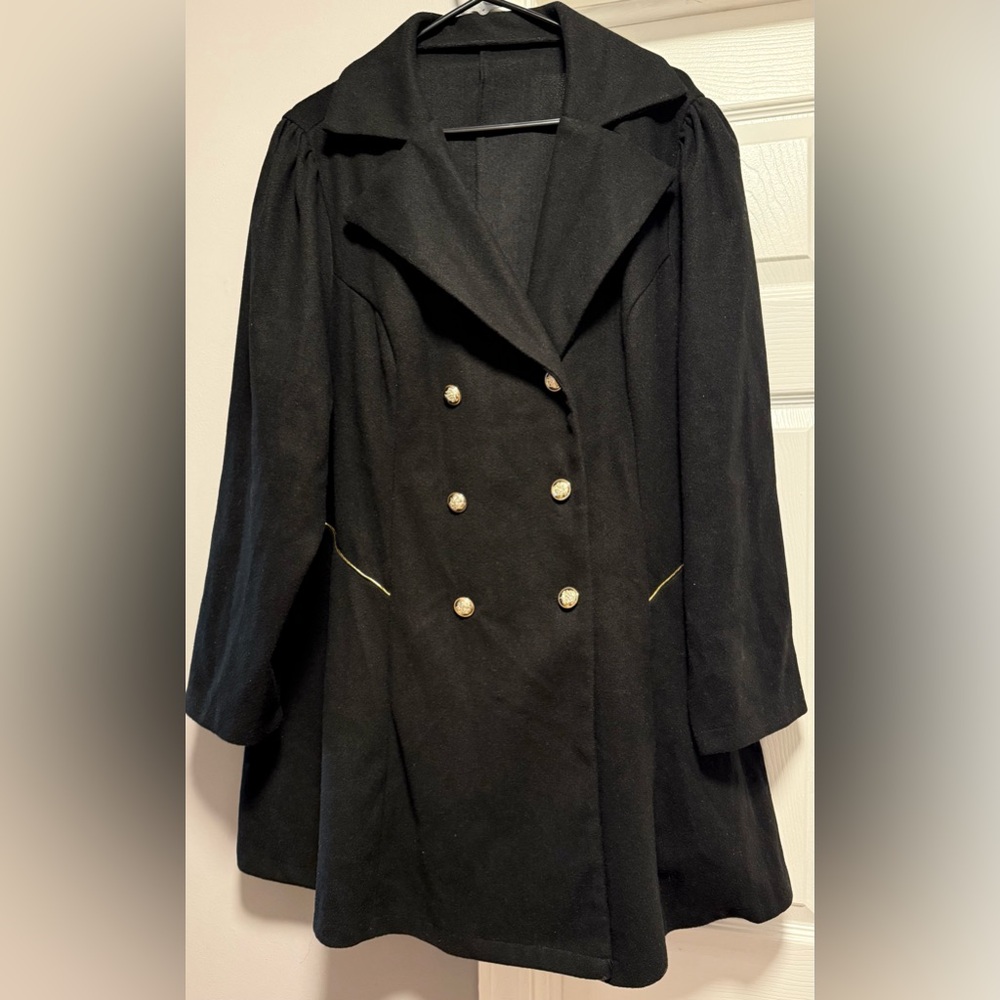 Elegant Black Double-Breasted Pea Coat